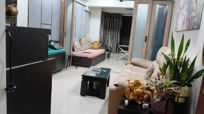 Living Room Image of 850 Sq.ft 2 BHK Apartment / Flat for sale in Goregaon East Mumbai for Rs. 21000000
