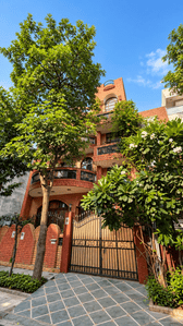 Building Image of Asha's PG in Sector 52, Noida