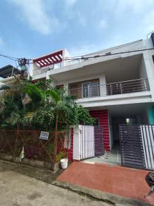 5 BHK Independent House