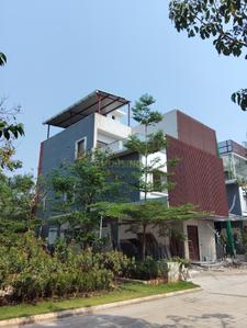 Image of 4500 Sq.ft 4 BHK Villa for sale in Northstar Allura Villa 1 To 35, Gandipet, Hyderabad for Rs. 110000000