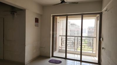 Living Room Image of 1350 Sq.ft 3 BHK Apartment / Flat for rent in Eklingji Radhe Skyline, Sanand Ahmedabad for Rs. 18000