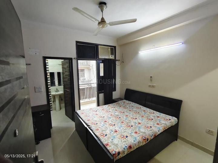 DLf please 3 Bedroom 1