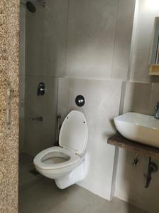 Common Bathroom Image of 750 Sq.ft 2 BHK Apartment / Flat for rent in Gurukrupa Marina Enclave Wings Q And R With Kindergarten Phase IV, Malad West Mumbai for Rs. 56000