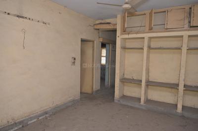 Bedroom Image of 646 Sq.ft 2.5 BHK Apartment / Flat for sale in Himgiri Apartment, Sector 34 Noida for Rs. 8948604