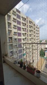 Balcony Image of 450 Sq.ft 1 RK Studio for rent in Amanora Park Town, Hadapsar Pune for Rs. 24000