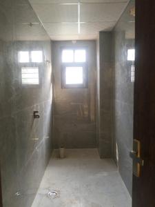 Common Bathroom Image of 1200 Sq.ft 3 BHK Builder Floor for sale in SS Group Housing, Shalimar Garden Ghaziabad for Rs. 6800000