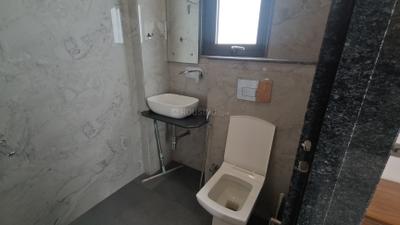 Bathroom Image of 800 Sq.ft 1 BHK Builder Floor for rent in Sector 52 Gurgaon for Rs. 30000