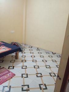 Bedroom Image of 770 Sq.ft 1 BHK Independent House for rent in Parao Varanasi for Rs. 6000