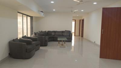 Living Room Image of 2650 Sq.ft 6 BHK Apartment / Flat for rent in Paresh Pujara And Abhiraj Pujara Shreeji Krupa, Vile Parle West Mumbai for Rs. 500000