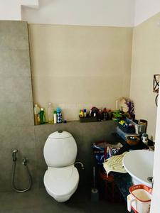 Bathroom Image of 2280 Sq.ft 3 BHK Apartment / Flat for rent in Adani The Meadows, Shantigram Ahmedabad for Rs. 35000