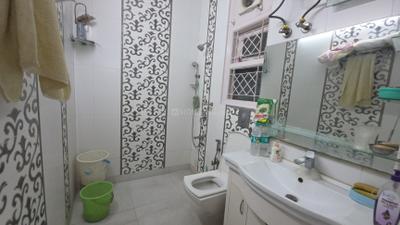 Image of 1800 Sq.ft 3 BHK Builder Floor for rent in Freedom Fighters Enclave, New Delhi for Rs. 50000