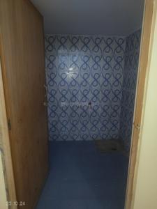 Bathroom Image of 600 Sq.ft 1 RK Builder Floor for rent in Gayathripuram Mysore for Rs. 7500