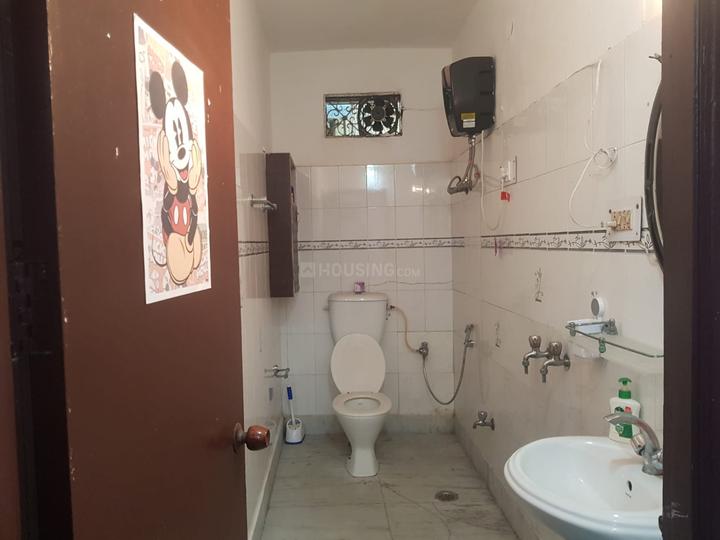 Saket Bathroom 1