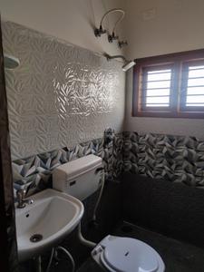Bathroom Image of 465 Sq.ft 2 BHK Duplex for rent in Krishnamurthy Puram Mysore for Rs. 20000