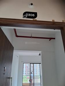 Bedroom Image of 1000 Sq.ft 3 BHK Apartment / Flat for rent in Shapoorji Pallonji Sensorium Phase I, Maan Pune for Rs. 40000