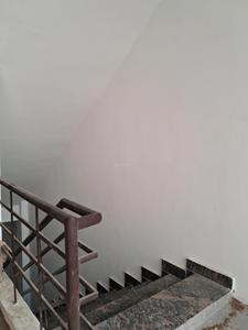 Staircase Image of 400 Sq.ft 1 RK Apartment / Flat for rent in Sector 141 Noida for Rs. 9900