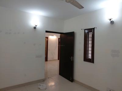 Bedroom Image of 2000 Sq.ft 3 BHK Apartment / Flat for rent in Sector C 8 Vasant Kunj, Vasant Kunj New Delhi for Rs. 110000