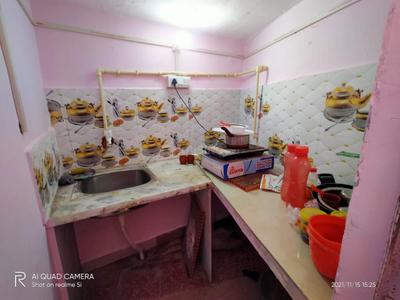 Kitchen Image of 400 Sq.ft 3 BHK Independent House for sale in Alambagh Lucknow for Rs. 1800000