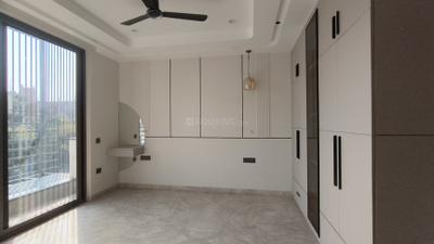 Bedroom Image of 2250 Sq.ft 3 BHK Builder Floor for sale in Sector 102 Gurgaon for Rs. 38000000