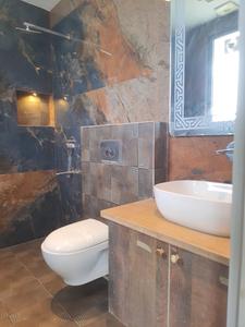 Bedroom One Image of 2844 Sq.ft 4 BHK Builder Floor for sale in DLF Independent Floors, DLF Phase 3 Gurgaon for Rs. 39500000