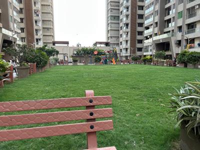 Image of 861 Sq.ft 3 BHK Apartment / Flat for sale in Esskay Shree Krishna Heritage, Dindoli, Surat for Rs. 4200000
