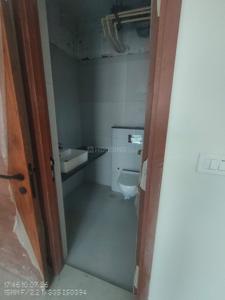 Bathroom Image of 1210 Sq.ft 2 BHK Apartment / Flat for sale in Greenfinch Meadows, Kadubeesanahalli Bengaluru for Rs. 17000000