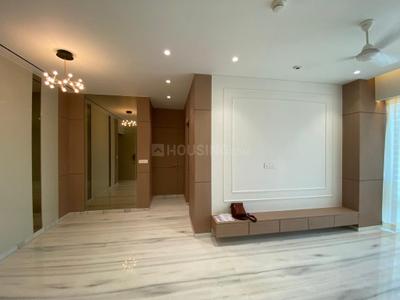 Living Room Image of 900 Sq.ft 2 BHK Apartment / Flat for rent in Indiabulls Blu, Worli Mumbai for Rs. 350000