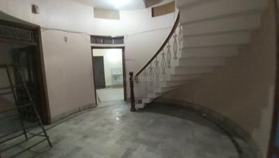 Balcony Image of 8000 Sq.ft 4 BHK Independent House for rent in Lanka Varanasi for Rs. 35000