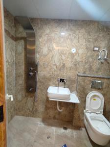 Bathroom Image of 1100 Sq.ft 2 BHK Apartment / Flat for sale in Capital Metro Heights 2, Sector 73 Noida for Rs. 5000000
