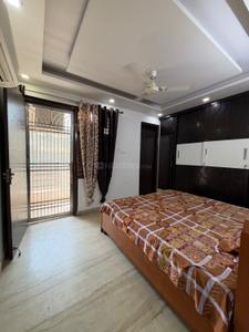 Bedroom Image of 900 Sq.ft 2 BHK Builder Floor for rent in Rajouri Garden New Delhi for Rs. 30000