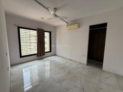 Bedroom Image of 2878 Sq.ft 4 BHK Apartment / Flat for sale in Happy Home Elanza, Vesu Surat for Rs. 17200000