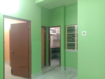 Living Room Image of 650 Sq.ft 2 BHK Apartment / Flat for rent in Dum Dum Cantonment Kolkata for Rs. 12450