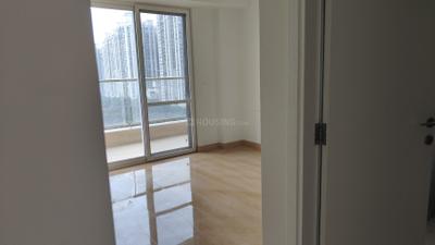 Bedroom Image of 2300 Sq.ft 3 BHK Apartment / Flat for rent in DLF One Midtown, Karampura New Delhi for Rs. 130000