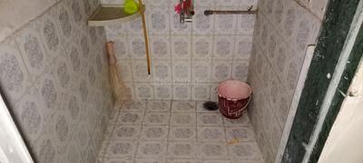 Bathroom Image of 1116 Sq.ft 2.5 BHK Independent House for sale in Andheri West Mumbai for Rs. 12300000