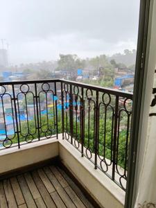 Balcony Image of 1258 Sq.ft 2.5 BHK Apartment / Flat for rent in Lodha Bellagio, Powai Mumbai for Rs. 120045