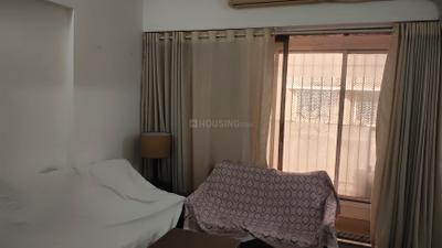 Living Room Image of 600 Sq.ft 2 BHK Apartment / Flat for sale in Vile Parle West Mumbai for Rs. 22000000