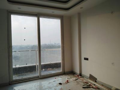 Bedroom Image of 1350 Sq.ft 3 BHK Apartment / Flat for sale in Satbari New Delhi for Rs. 13000000