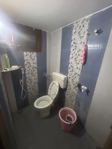 Bathroom Image of 1100 Sq.ft 2 BHK Independent House for rent in Anna Nagar Hosur for Rs. 18000