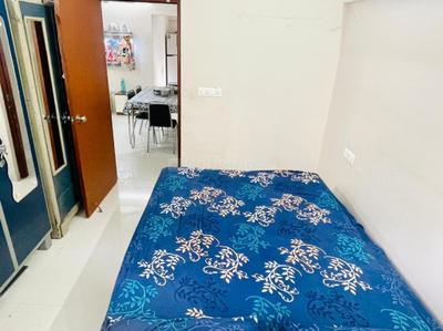 Bedroom Image of 600 Sq.ft 1 BHK Apartment / Flat for rent in Royal Oasis, Malad West Mumbai for Rs. 38000
