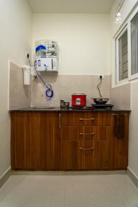 Kitchen Image of 300 Sq.ft 1 RK Apartment / Flat for rent in Miyapur Hyderabad for Rs. 35000