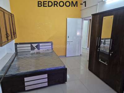 Bedroom Image of 1200 Sq.ft 2 BHK Apartment / Flat for rent in Ellisbridge Ahmedabad for Rs. 25000