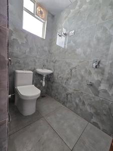 Bathroom Image of 1050 Sq.ft 2 BHK Apartment / Flat for sale in Parth Pinnacle, Jagatpura Jaipur for Rs. 4200000