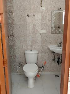 Bathroom Image of 1250 Sq.ft 2 BHK Villa for rent in Cosmos Greens, Milakpur Goojar Bhiwadi for Rs. 15000