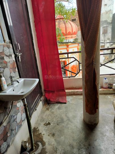 Chander Nagar, Alambagh Main Image 1