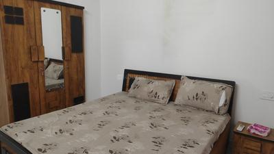 Bedroom Image of 1784 Sq.ft 3 BHK Apartment / Flat for rent in Janki The Centrum, Dahin Nagar Surat for Rs. 32000