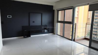 Living Room Image of 1000 Sq.ft 2 BHK Apartment / Flat for sale in Amanora Adreno Towers, Hadapsar Pune for Rs. 13600000