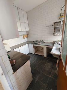 Kitchen Image of 1100 Sq.ft 2 BHK Apartment / Flat for rent in DDA RWA Munirka DDA Flats, Vasant Vihar New Delhi for Rs. 50000