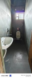 Bathroom Image of 1600 Sq.ft 3 BHK Apartment / Flat for sale in Metro Apartment, Tangra Kolkata for Rs. 11000000