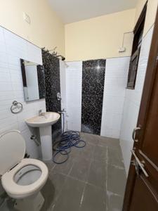 Bathroom Image of 1350 Sq.ft 4 BHK Independent House for sale in Kharar Mohali for Rs. 14900000