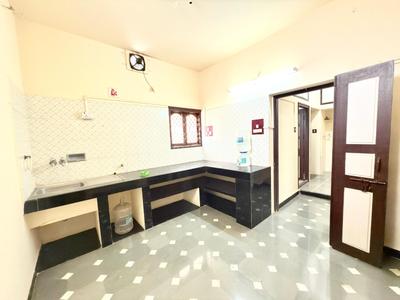 Kitchen Image of 1200 Sq.ft 2 BHK Builder Floor for rent in Rajendra Nagar Hubli for Rs. 18000